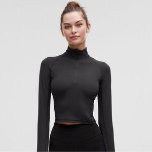 7-17 NWT Size 4 Lululemon It'S Rulu Run Ribbed Cropped Half Zip Black